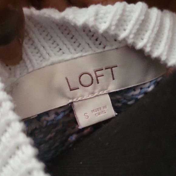 LOFT Blue and White Chevron Tank Top - Picture 2 of 7